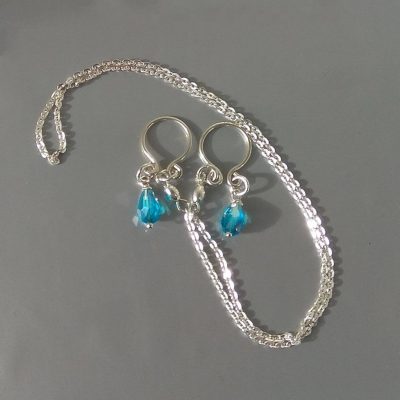 Blue chrystals Silver Nipple rings with chain and blue chrystals -  Non Piercing Nipple Ring
