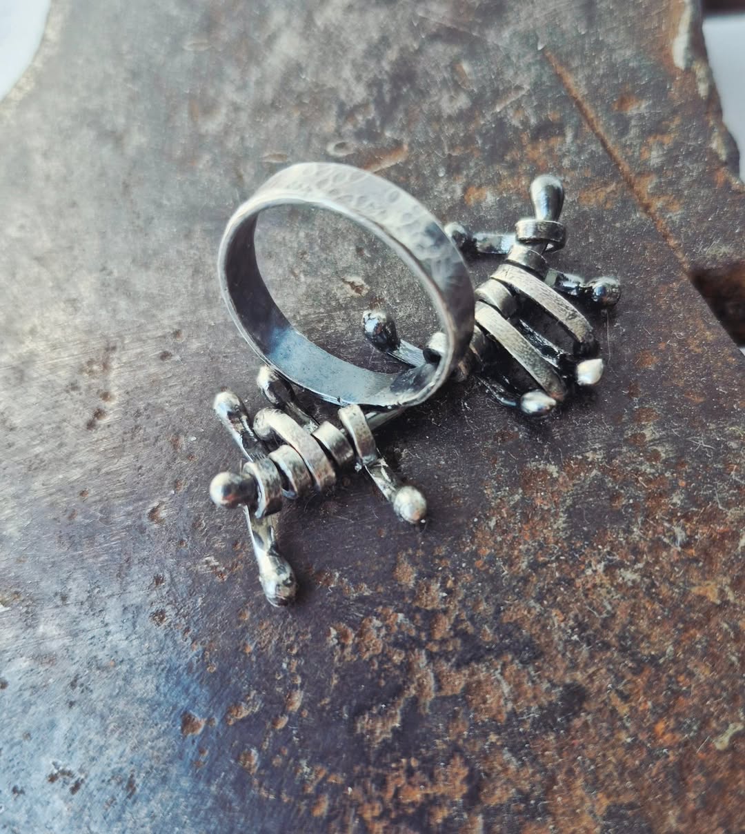Silver ring, handmade by SilverBuds #SilverBuds #silverjewellery #artjewelrydesigner